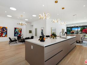 20171 Bayview Avenue, Newport Beach CA 92660