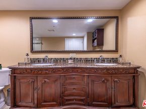 8559 Alcott Street 301, Los Angeles CA 90035