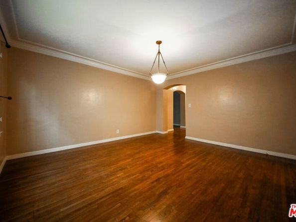 147 N Detroit Street, Los Angeles CA 90036