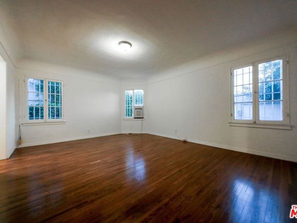 147 N Detroit Street, Los Angeles CA 90036