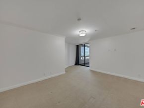 121 S Hope Street 429, Los Angeles CA 90012