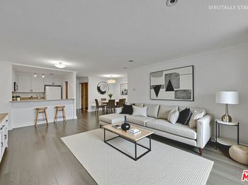 121 S Hope Street