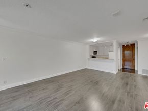 121 S Hope Street 429, Los Angeles CA 90012