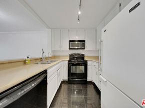 121 S Hope Street 429, Los Angeles CA 90012