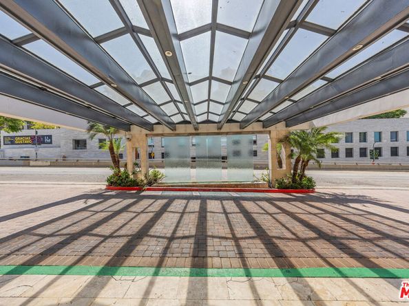 121 S Hope Street 429, Los Angeles CA 90012