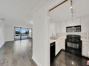 121 S Hope Street 429, Los Angeles CA 90012