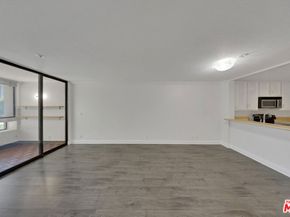 121 S Hope Street 429, Los Angeles CA 90012