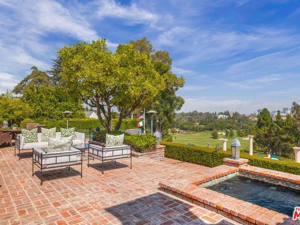 10820 Ambazac Way, Los Angeles CA 90077