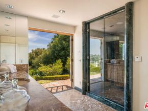 10820 Ambazac Way, Los Angeles CA 90077