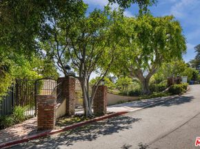 10820 Ambazac Way, Los Angeles CA 90077