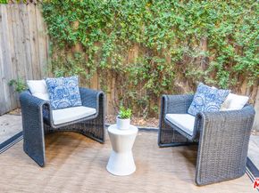 880 Hilldale Avenue 10, West Hollywood CA 90069