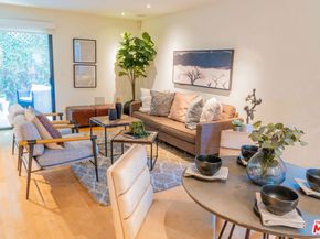 880 Hilldale Avenue 10, West Hollywood CA 90069