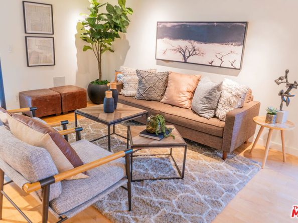 880 Hilldale Avenue 10, West Hollywood CA 90069