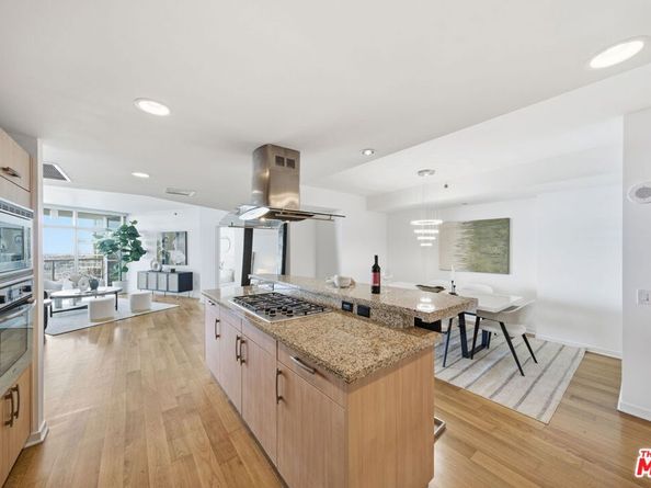 13650 Marina Pointe Drive 1603, Marina Del Rey CA 90292