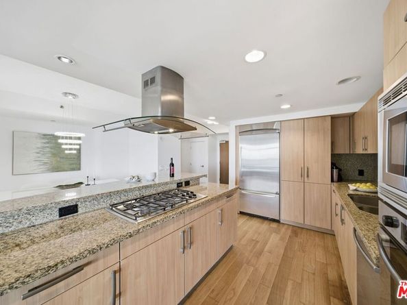 13650 Marina Pointe Drive 1603, Marina Del Rey CA 90292