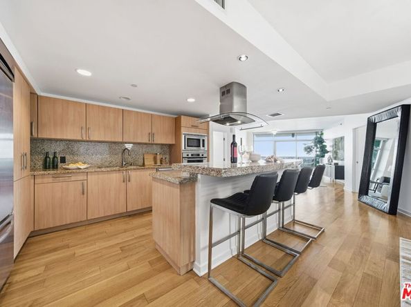 13650 Marina Pointe Drive 1603, Marina Del Rey CA 90292