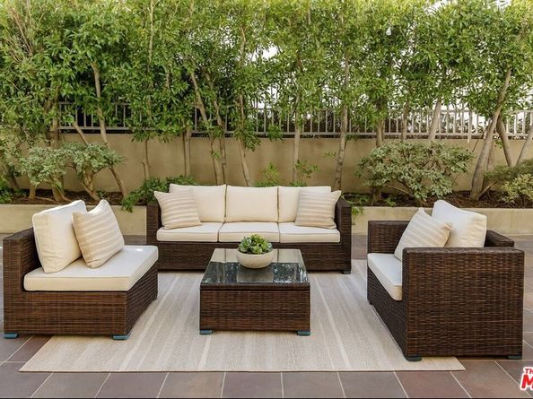 1023 Wilcox Avenue 102, Los Angeles CA 90038