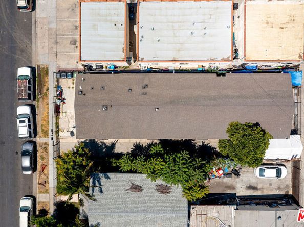 1159 E 64th Street, Los Angeles CA 90001