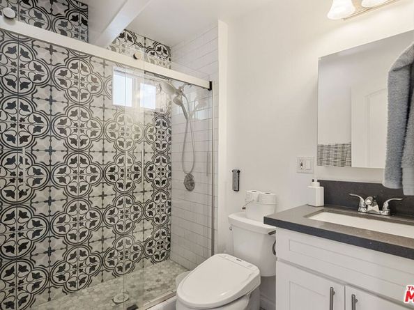 1619 W 39th Street, Los Angeles CA 90062