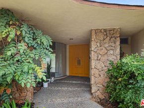 6619 S Bedford Avenue, Los Angeles CA 90056