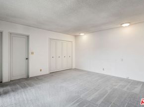 6619 S Bedford Avenue, Los Angeles CA 90056