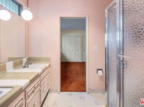 6619 S Bedford Avenue, Los Angeles CA 90056