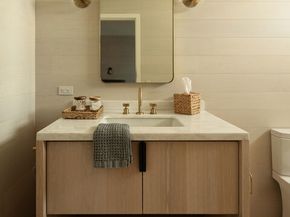 120 N Hart Avenue, Santa Monica CA 90405