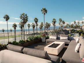 120 N Hart Avenue, Santa Monica CA 90405