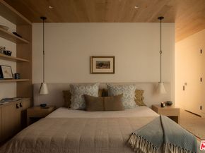 120 N Hart Avenue, Santa Monica CA 90405