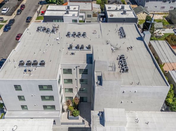 5026 Rosewood Avenue, Los Angeles CA 90004