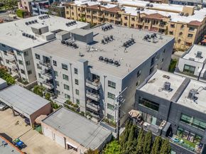 5026 Rosewood Avenue, Los Angeles CA 90004