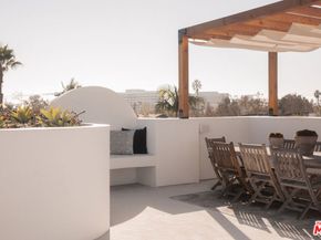 6546 Colgate Avenue, Los Angeles CA 90048