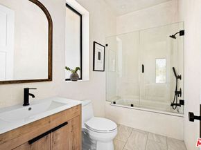 6546 Colgate Avenue, Los Angeles CA 90048