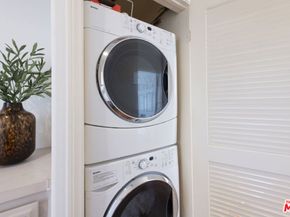 12633 Moorpark Street 212, Studio City CA 91604