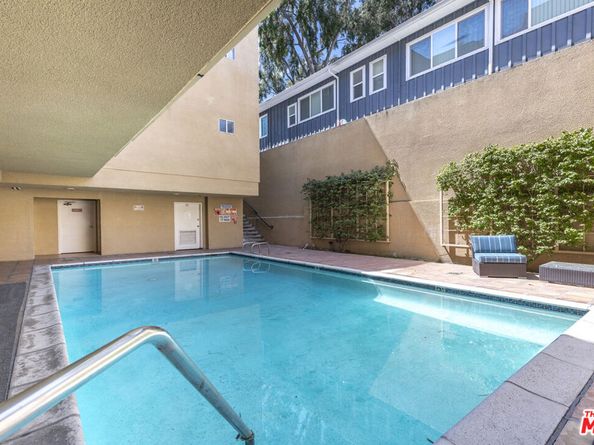 12633 Moorpark Street 212, Studio City CA 91604