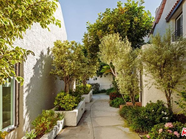 130 Marguerita Avenue 13, Santa Monica CA 90402