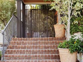 130 Marguerita Avenue 13, Santa Monica CA 90402