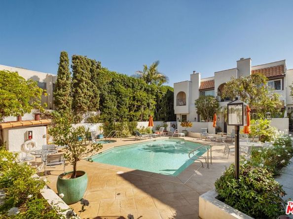 130 Marguerita Avenue 13, Santa Monica CA 90402