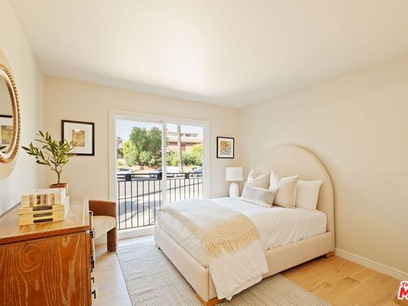 130 Marguerita Avenue 13, Santa Monica CA 90402