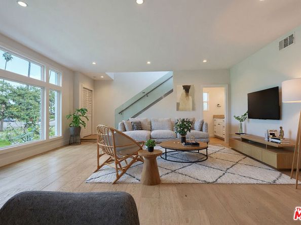 4308 Victoria Park Drive, Los Angeles CA 90019