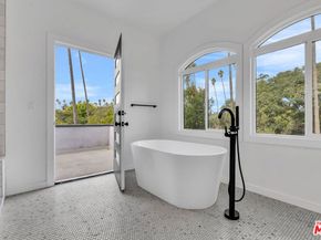 4308 Victoria Park Drive, Los Angeles CA 90019