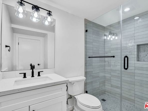 4308 Victoria Park Drive, Los Angeles CA 90019