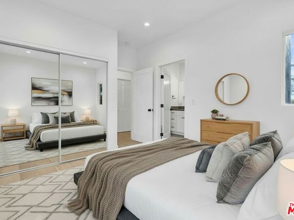 4308 Victoria Park Drive, Los Angeles CA 90019