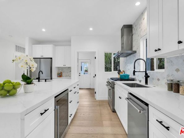 4308 Victoria Park Drive, Los Angeles CA 90019