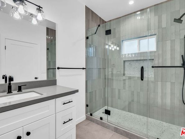 4308 Victoria Park Drive, Los Angeles CA 90019