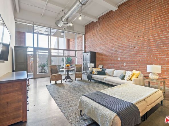 120 S Hewitt Street 6, Los Angeles CA 90012