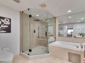 1878 Greenfield Avenue 104, Los Angeles CA 90025