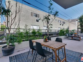 1878 Greenfield Avenue 104, Los Angeles CA 90025