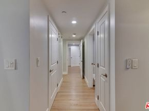 1878 Greenfield Avenue 104, Los Angeles CA 90025