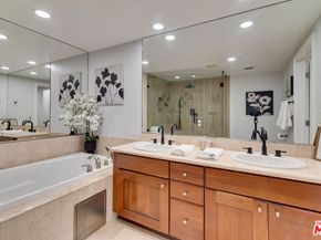 1878 Greenfield Avenue 104, Los Angeles CA 90025